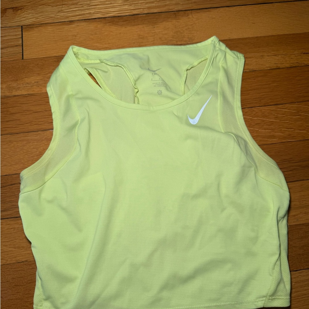 Nike Women's Light Yellow Cropped Tank Top